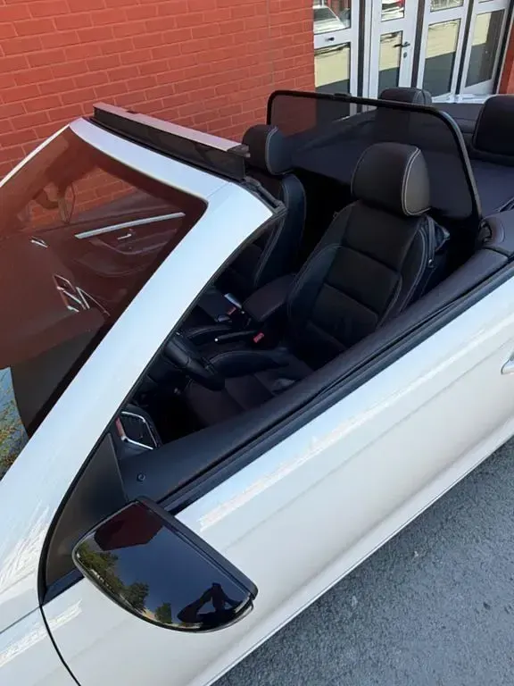 Usata VW Eos 122 CV (89 kW) 2010 Bianco Cabrio