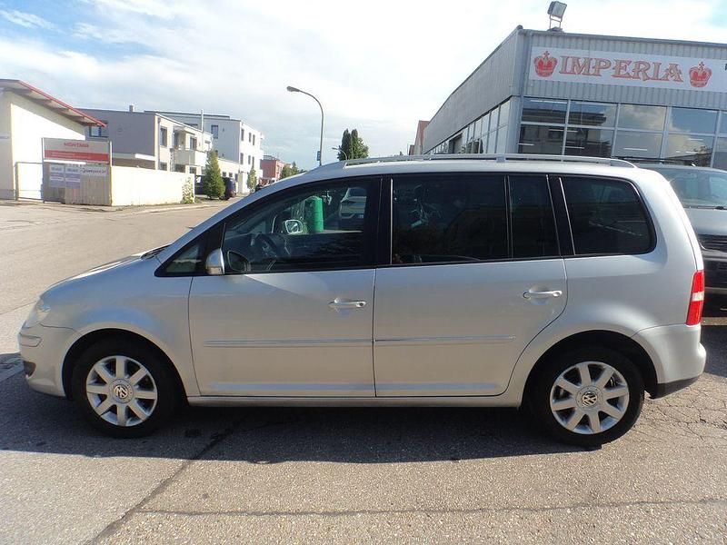 Gebraucht VW Touran Highline 140 PS (102 kW) 2007 Silber Van / Kleinbus