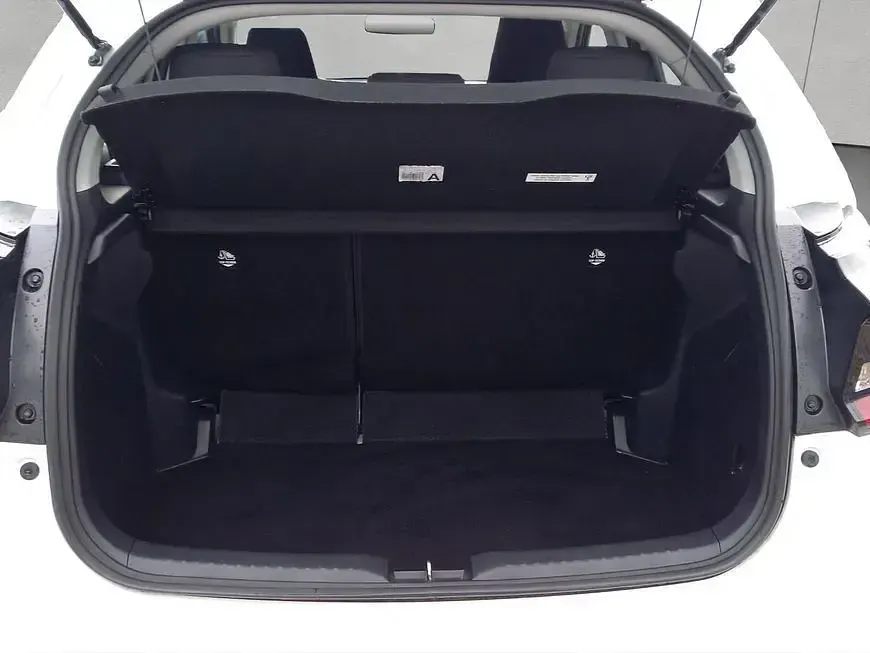 Occasion Mazda 2 116 ch (85 kW) 2023 Blanc Citadine