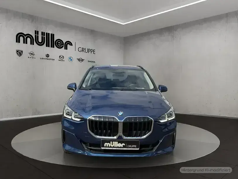 Gebraucht BMW 220 Active Tourer Efficient Dynamics 170 PS (125 kW) 2025 Phytonicblau Van / Kleinbus