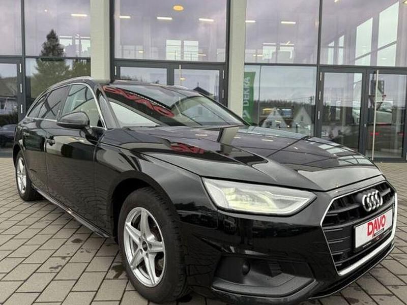 Mythosschwarz metallic Gebraucht 2021 Audi A4 Advanced Kombi | 16.691 € (Fairer Preis) - Bild 1/4