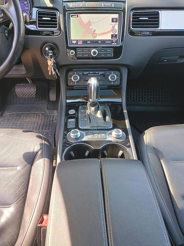 Gebraucht VW Touareg 262 PS (192 kW) 2018 Schwarz SUV