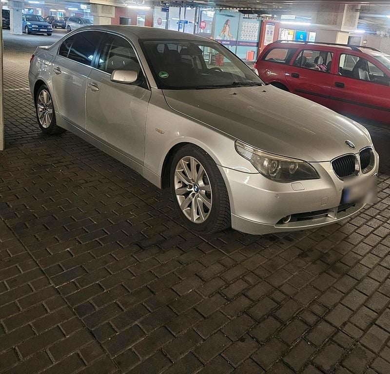 Gebraucht BMW 525 194 PS (142 kW) 2004 Silber Limousine