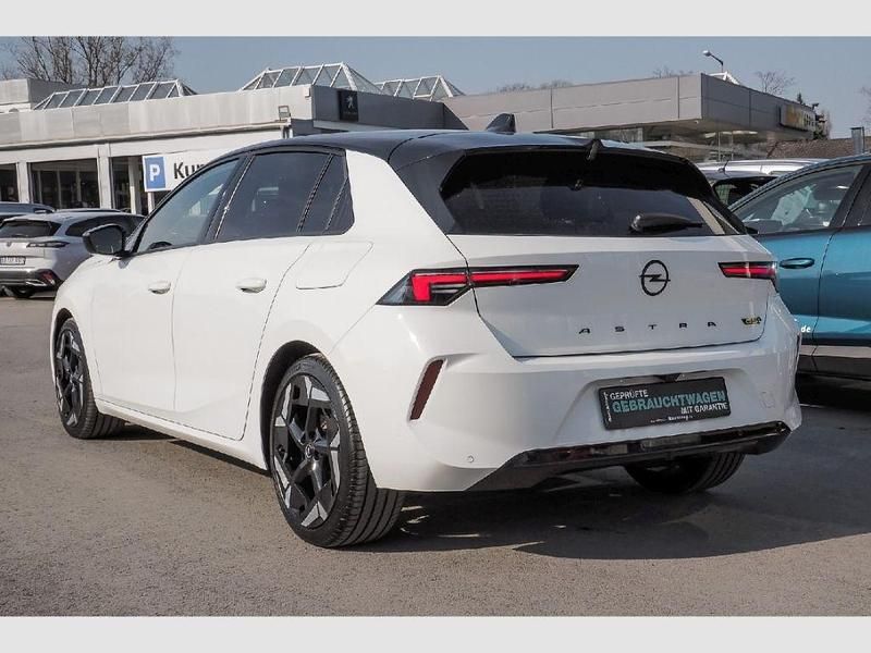 Gebraucht Opel Astra GSe 226 PS (166 kW) 2022 Weiss Limousine