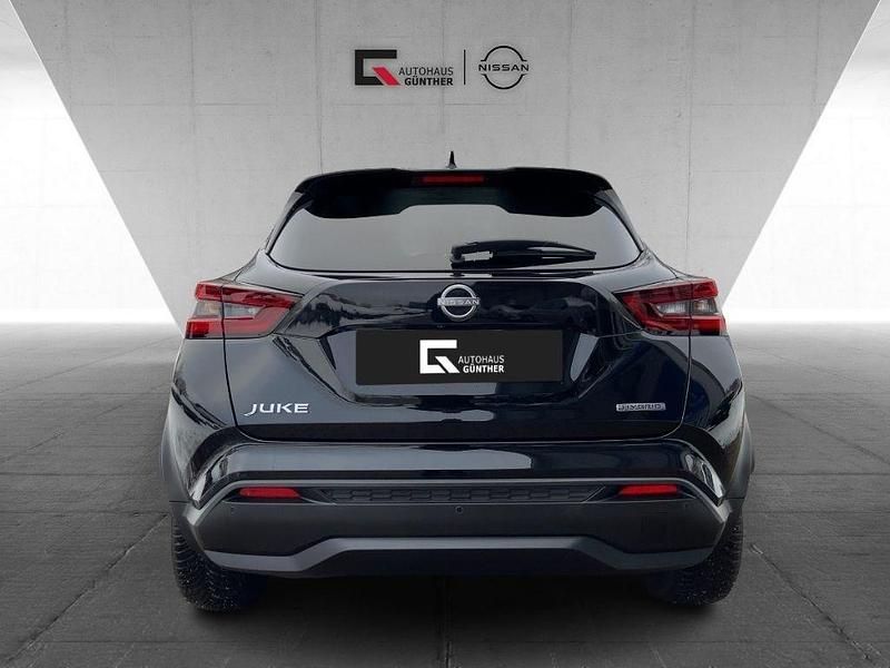 Gebraucht Nissan Juke N-Connecta 143 PS (105 kW) 2024 Pearl black SUV