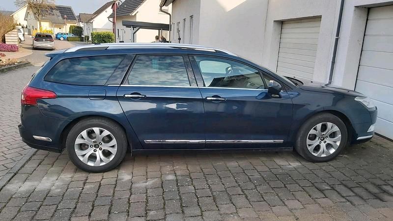 Gebraucht Citroën C5 163 PS (119 kW) 2015 Blau Kombi