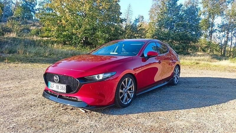 Rot Gebraucht 2021 Mazda 3 Selection Limousine | 19.990 € (Guter Preis) - Bild 1/4