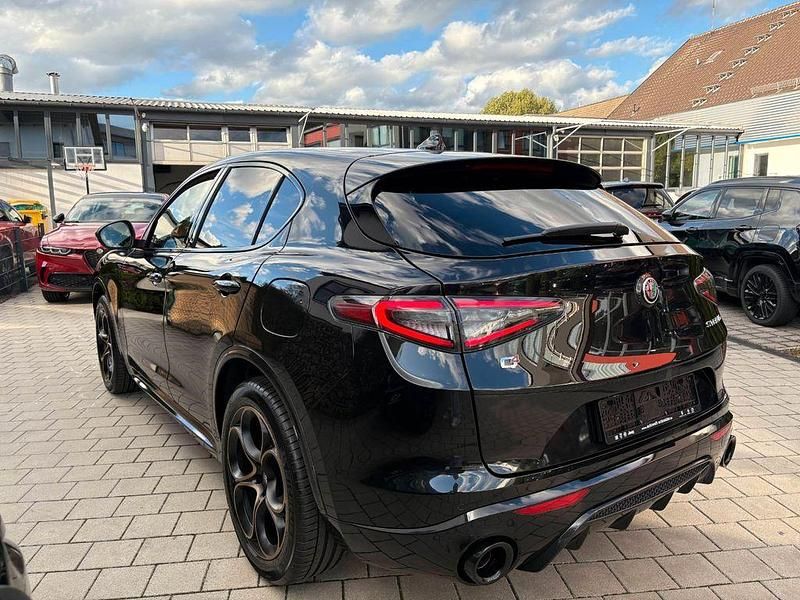 Gebraucht Alfa Romeo Stelvio 280 PS (205 kW) 2025 Schwarz SUV