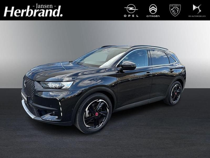 Lackierung schwarz perla nera/ Gebraucht 2022 DS Automobiles DS7 Crossback Performance SUV | 29.390 € (Fairer Preis) - Bild 1/4