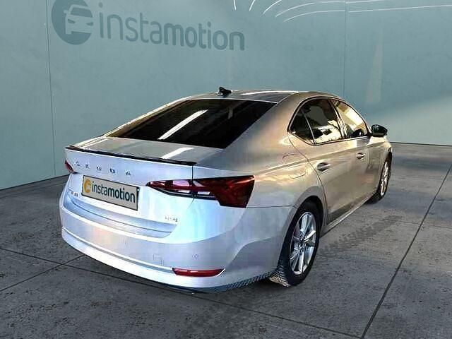 Gebraucht Skoda Octavia Dynamic 190 PS (139 kW) 2022 Silber Limousine