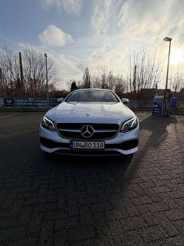 Gebraucht Mercedes E200 184 PS (135 kW) 2016 Grau Coupé