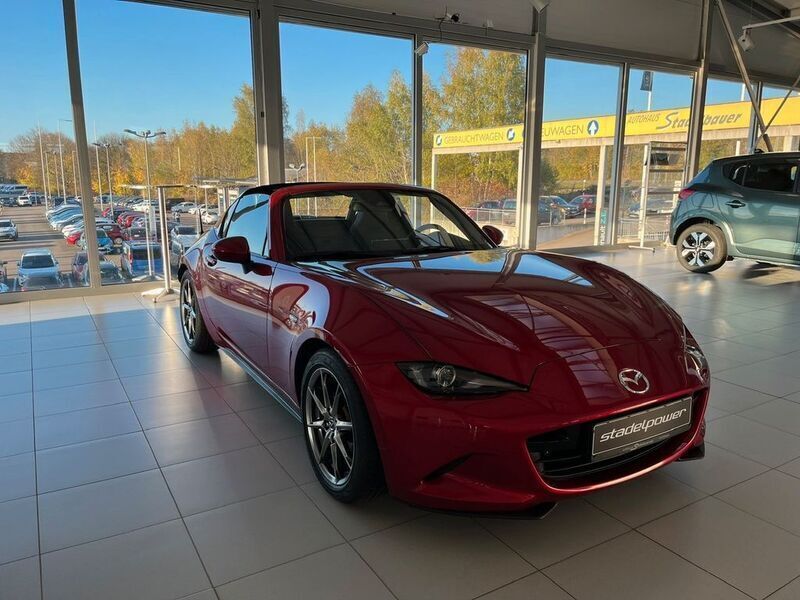 Gebraucht Mazda MX5 Exclusive-Line 131 PS (96 kW) 2024 Soul red crystal Cabrio