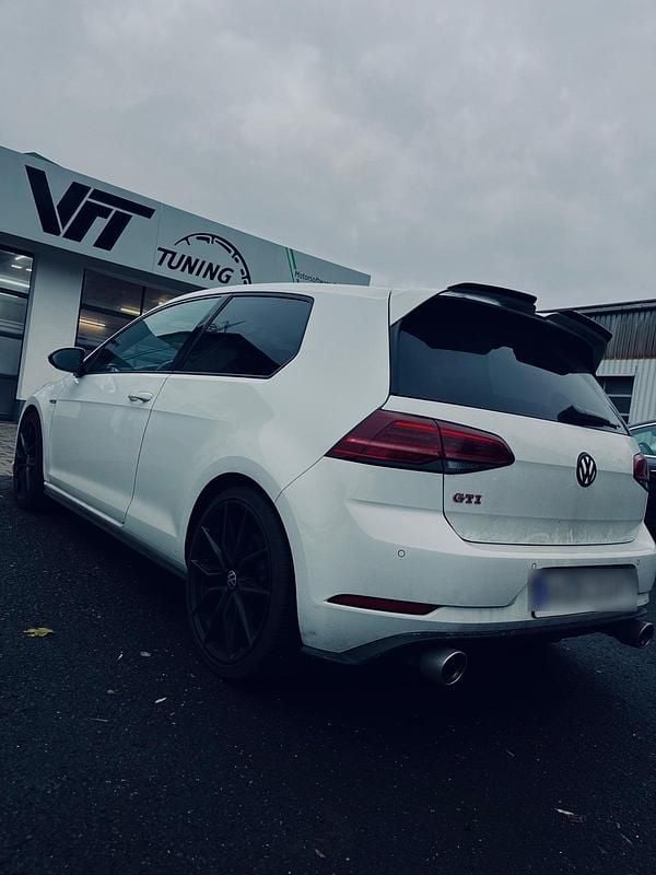 Weiß Gebraucht 2017 VW Golf GTI Limousine | 20.500 € (Superpreis) - Bild 1/4