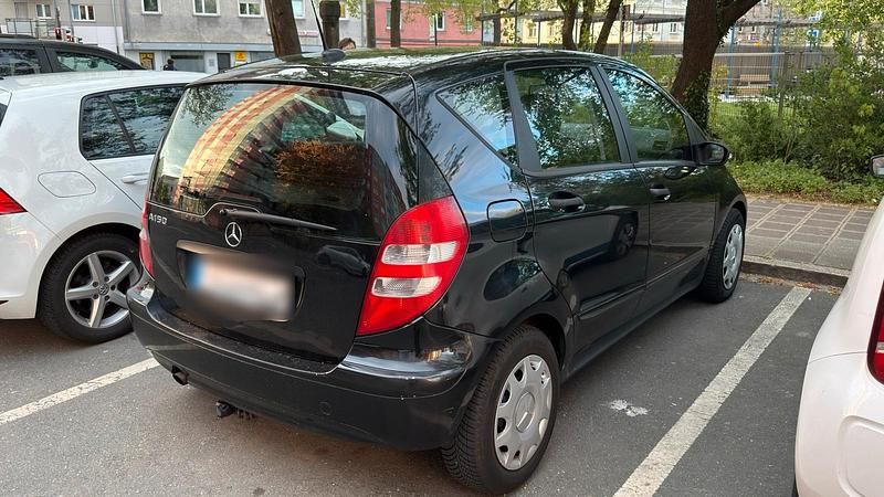 Gebraucht Mercedes A150 95 PS (69 kW) 2006 Schwarz Limousine