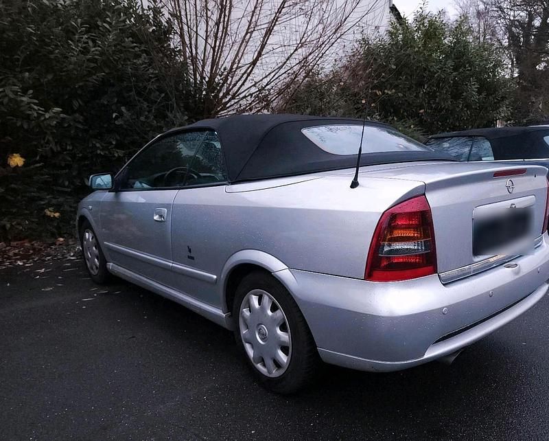 Gebraucht Opel Astra Cabriolet 106 PS (77 kW) 2001 Cabrio