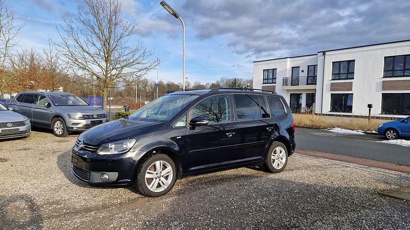 Gebraucht VW Touran Match 140 PS (102 kW) 2013 Schwarz Van / Kleinbus