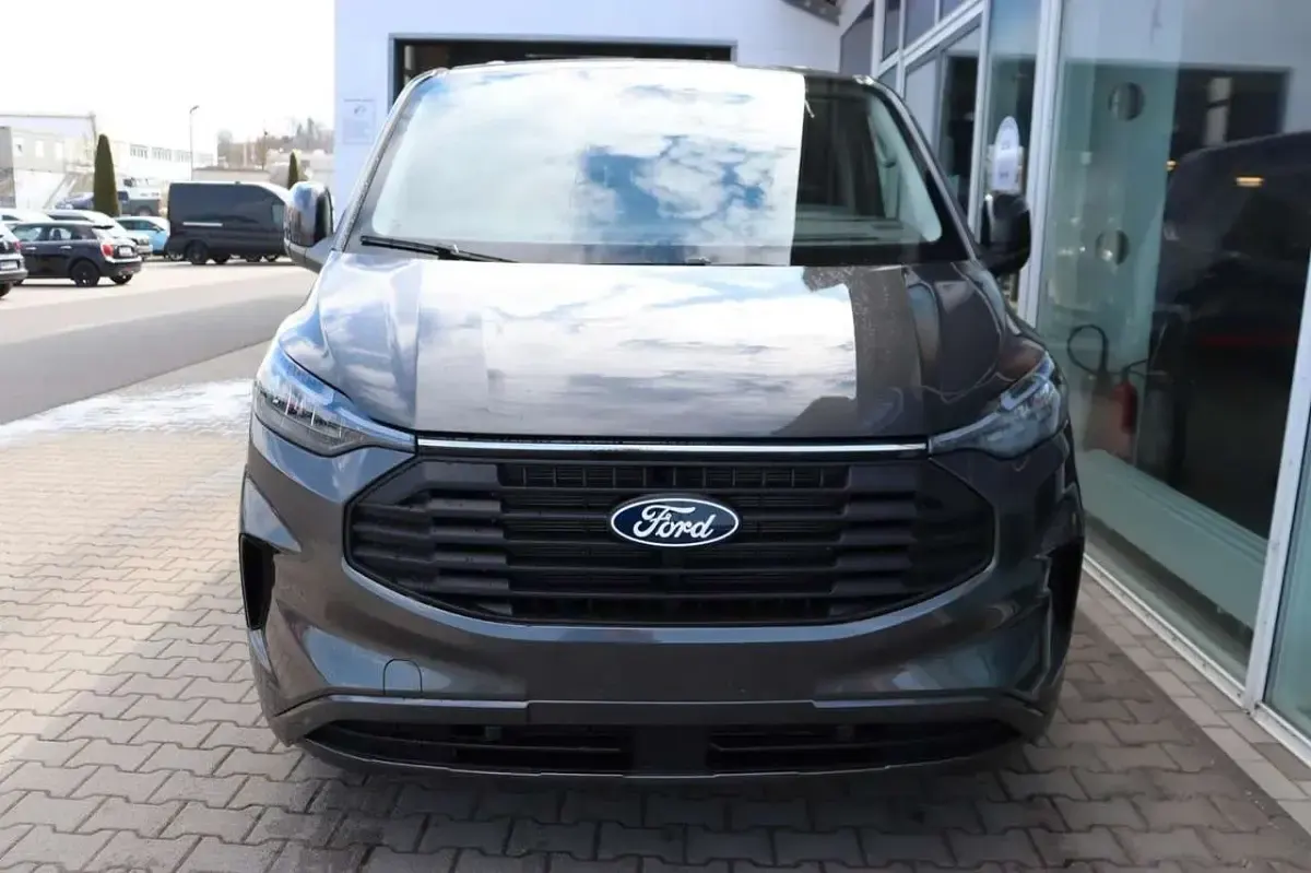 Neu Ford Transit Custom Limited 170 PS (125 kW) 2026 Magnetic metallic Van