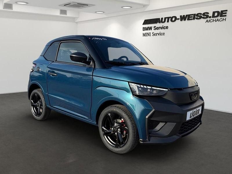 Novo Ligier JS50 2026 Azul Citadino