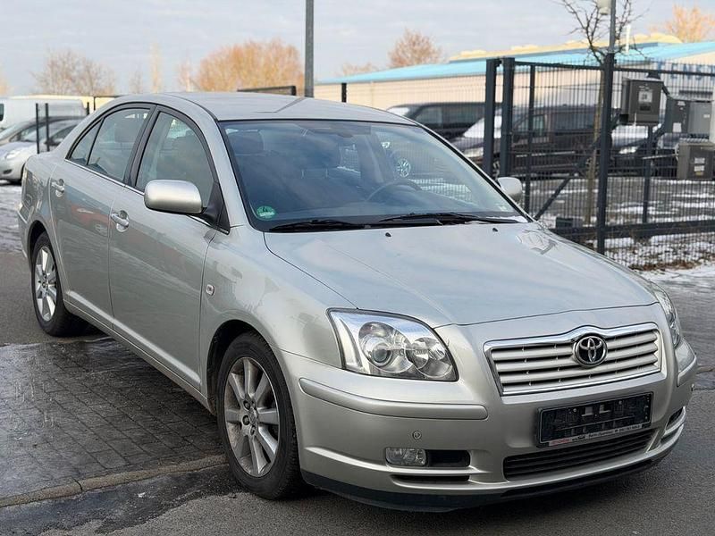 Gebraucht Toyota Avensis Executive 129 PS (94 kW) 2004 Silber Limousine