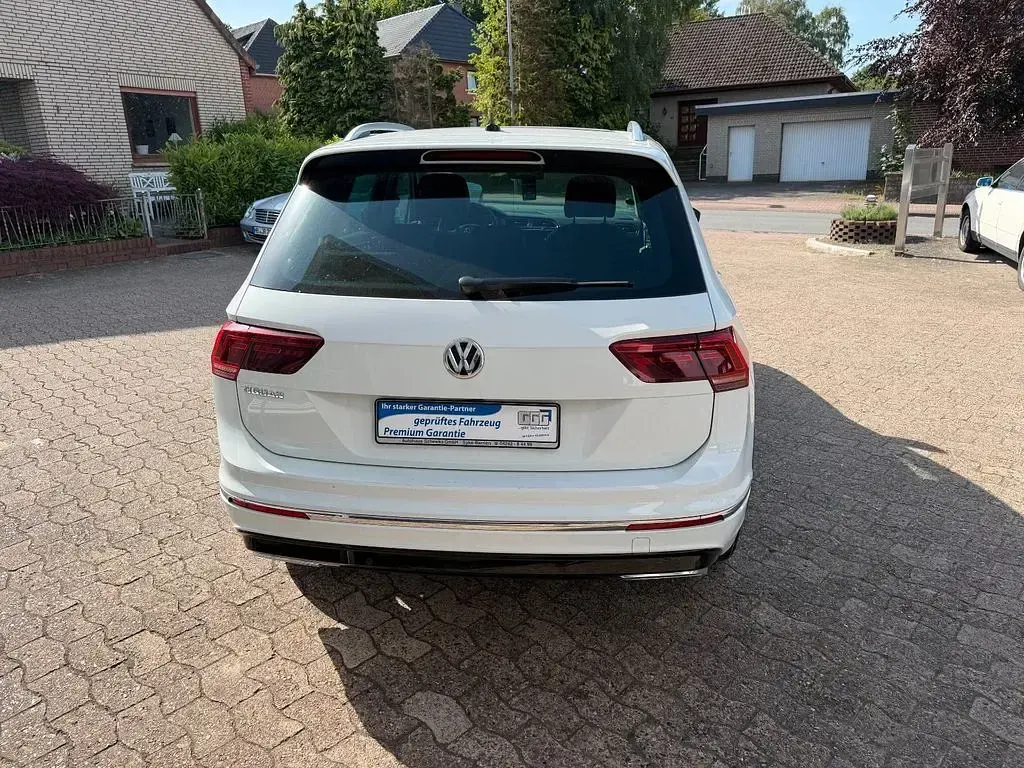 Gebraucht VW Tiguan Highline 220 PS (161 kW) 2018 Weiß SUV