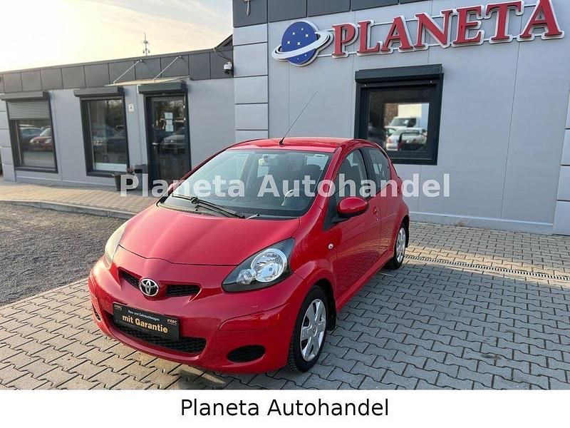 Gebraucht Toyota Aygo Cool 68 PS (50 kW) 2009 Fire red Kleinwagen