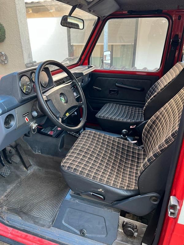 Gebraucht Mercedes G280 156 PS (114 kW) 1987 Rot SUV