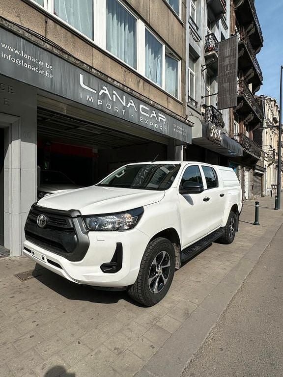 Weiß Gebraucht 2022 Toyota HiLux Abholung | 26.500 € (Guter Preis) - Bild 1/4