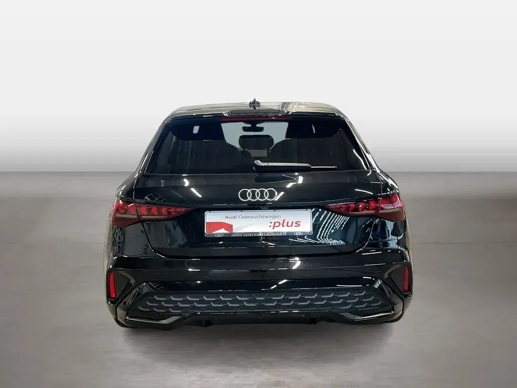 Brugt Audi A3 S-Line 150 HK (110 kW) 2025 Sort Sedan