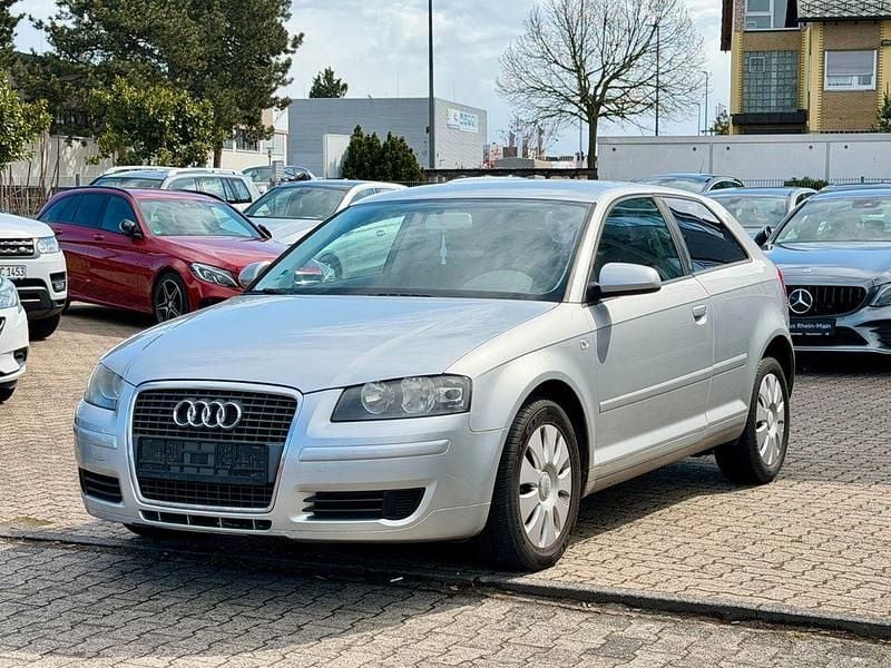 Gebraucht Audi A3 Attraction 116 PS (85 kW) 2007 Silber Kleinwagen