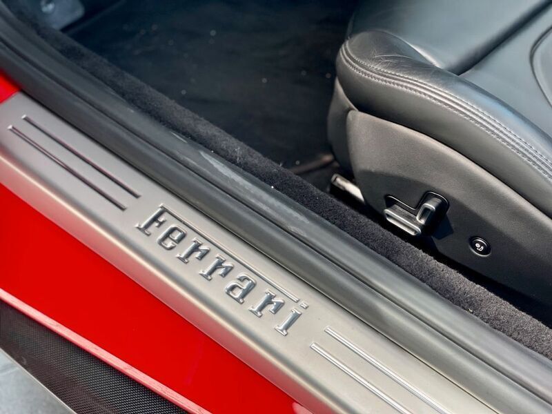 Second-hand Ferrari Portofino 700 CP (514 kW) 2019 Roșu Cabrio
