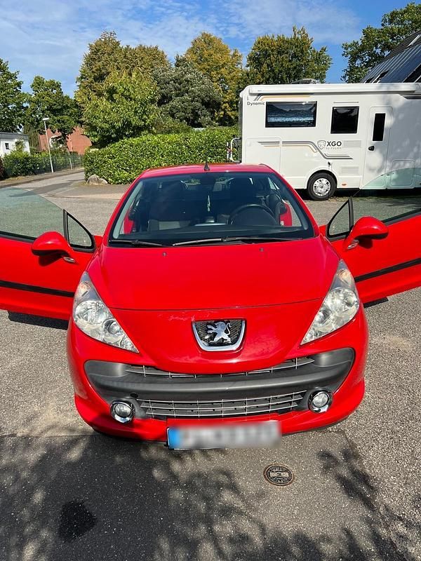 Rot Gebraucht 2008 Peugeot 207 CC Sport Cabrio | 4.200 € (Teuer) - Bild 1/4