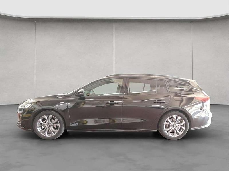 Gebraucht Ford Focus ST-Line X 125 PS (91 kW) 2023 Schwarz Kombi