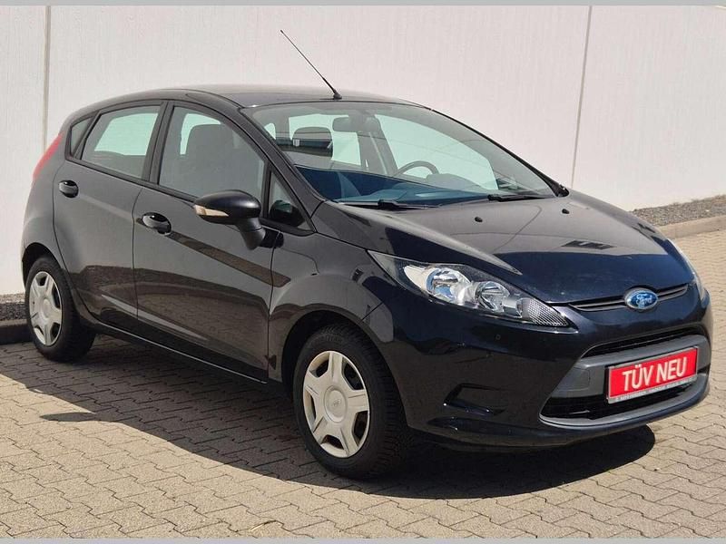 Gebraucht Ford Fiesta Titanium 82 PS (60 kW) 2010 Schwarz Kleinwagen