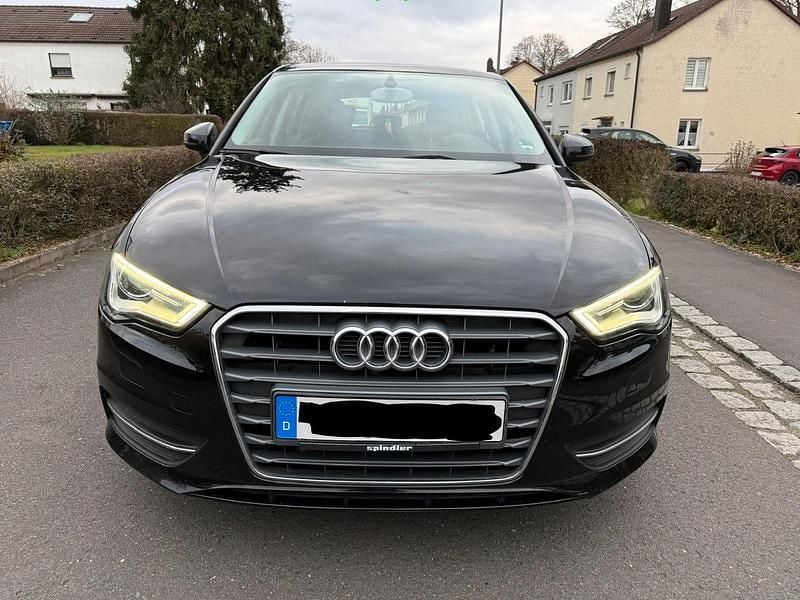 Schwarz Gebraucht 2014 Audi A3 Limousine | 7.400 € (Guter Preis) - Bild 1/4