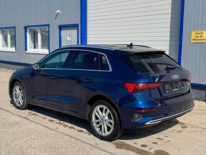 Gebraucht Audi A3 Advanced 150 PS (110 kW) 2021 Blau Limousine