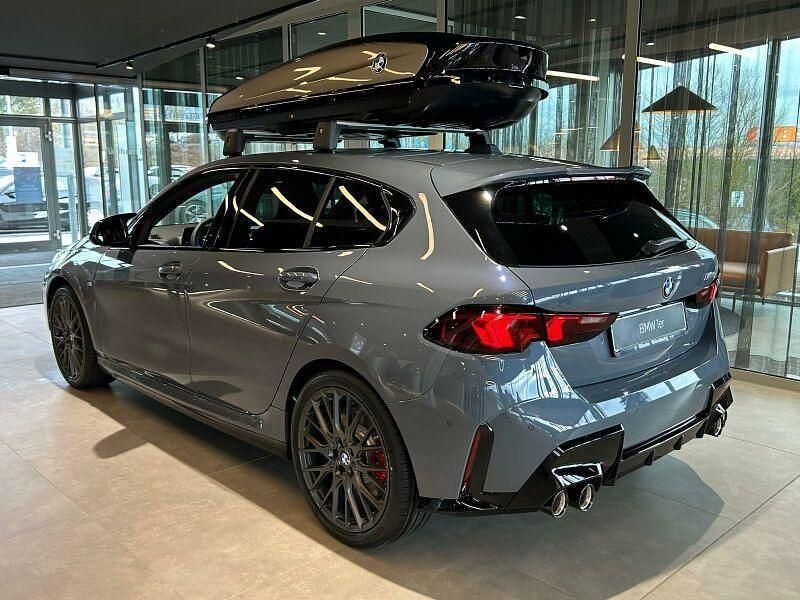 Neu BMW M135 Performance 300 PS (220 kW) 2026 Kleinwagen