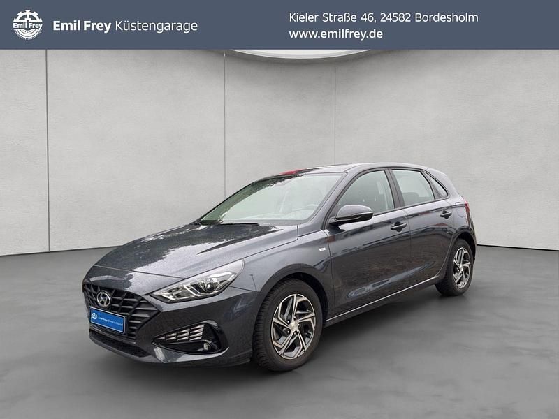 Schwarz Gebraucht 2024 Hyundai i30 Select Limousine | 16.680 € (Superpreis) - Bild 1/4