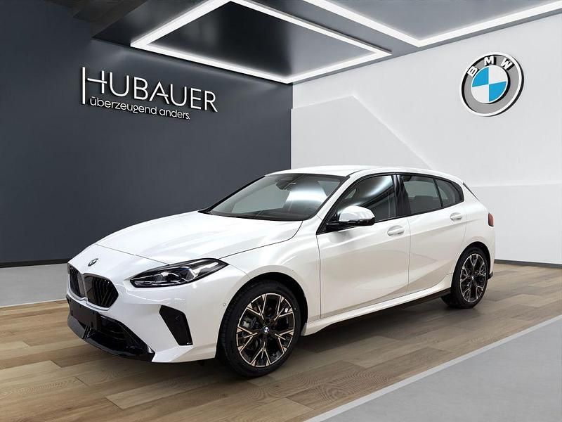 Weiß Gebraucht 2025 BMW 120 M Sport Kleinwagen | 29.990 € (Superpreis) - Bild 1/4