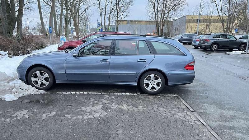 Gebraucht Mercedes E200 184 PS (135 kW) 2006