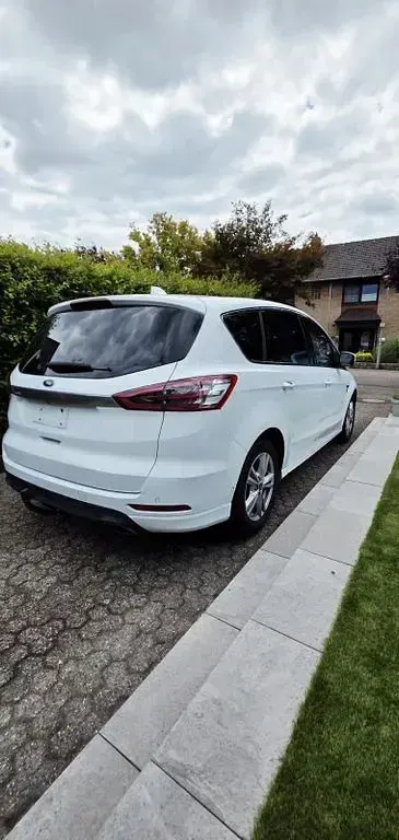 Gebraucht Ford S-MAX Titanium 190 PS (139 kW) 2019 Weiß Van / Kleinbus