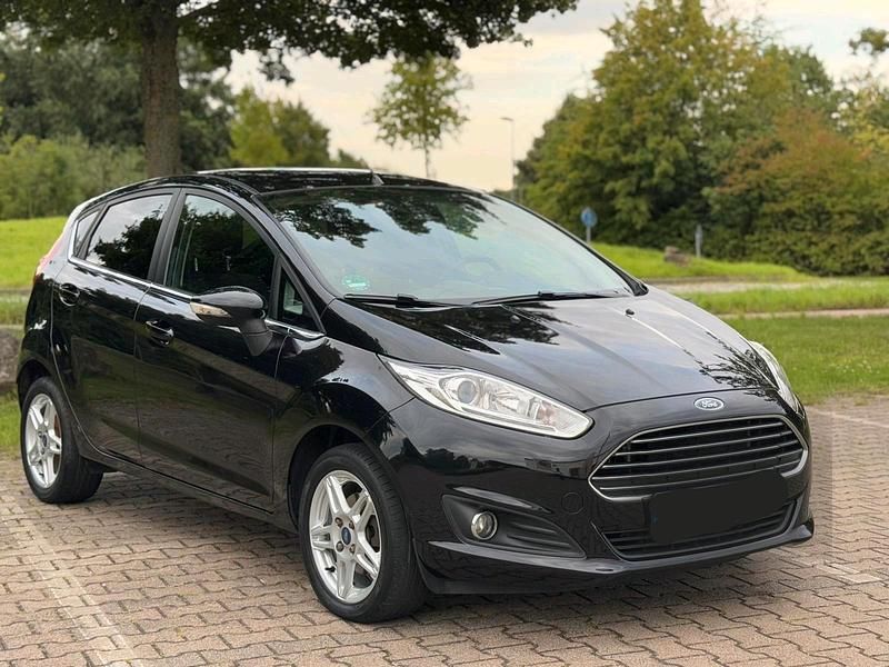 Schwarz Gebraucht 2013 Ford Fiesta Kleinwagen | 3.990 € - Bild 1/4