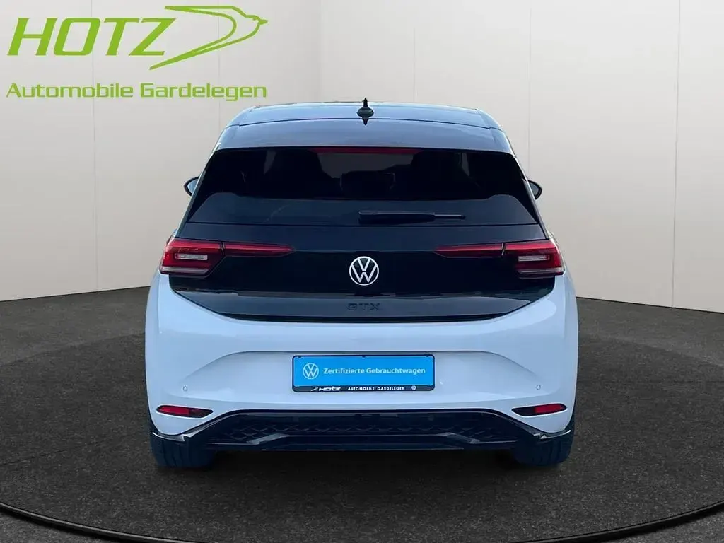 Gebraucht VW ID.3 GTX 210 kW (286 PS) 2025 Gletscherweiß metallic Kleinwagen