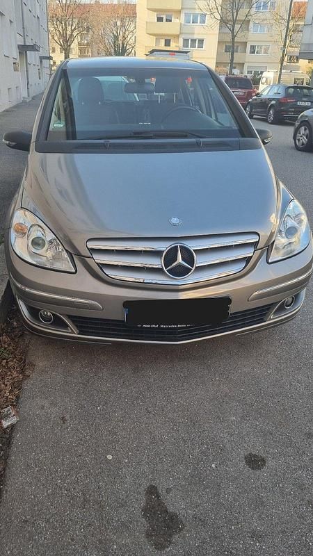 Gebraucht Mercedes B150 95 PS (69 kW) 2007 Grau Van / Kleinbus