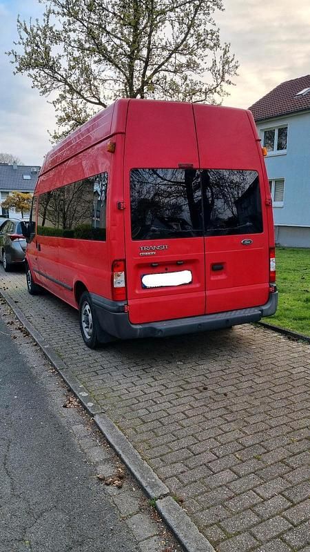 Gebraucht Ford Transit 100 PS (73 kW) 2012 Rot Van / Kleinbus