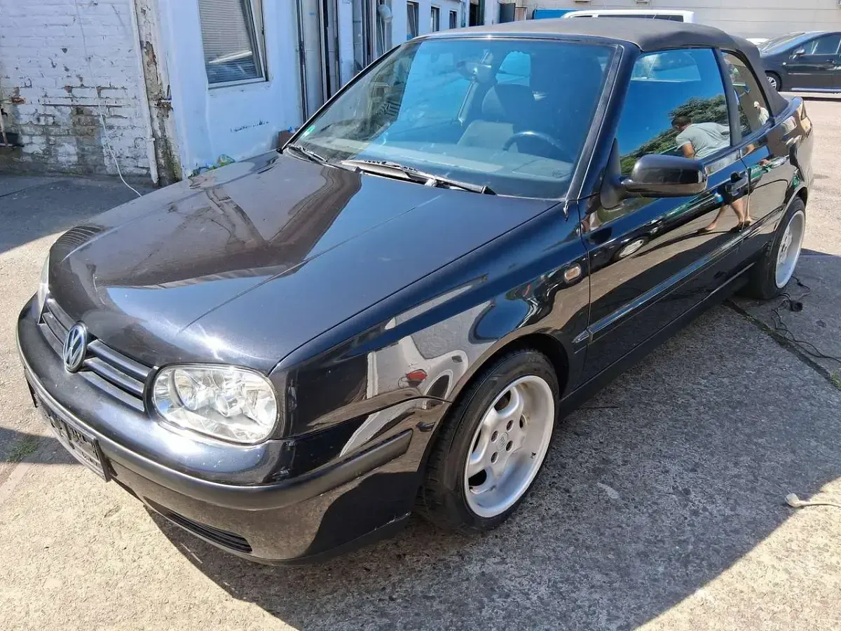 Gebraucht VW Golf Cabriolet Comfortline 75 PS (55 kW) 1999 Schwarz Cabrio