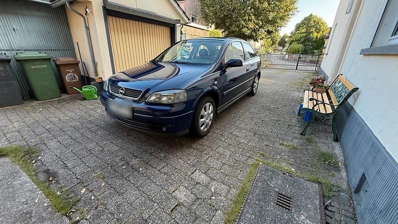Blau Gebraucht 2004 Opel Astra Coupé | 1.900 € (Fairer Preis) - Bild 1/4