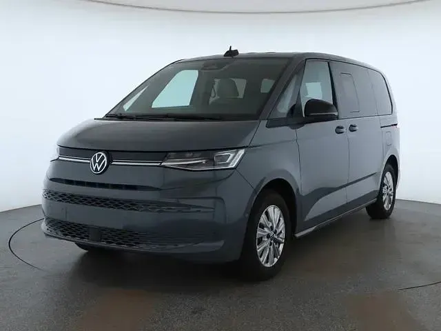 Gebraucht VW Multivan Life 204 PS (150 kW) 2025 Graukeine angabe Van / Kleinbus
