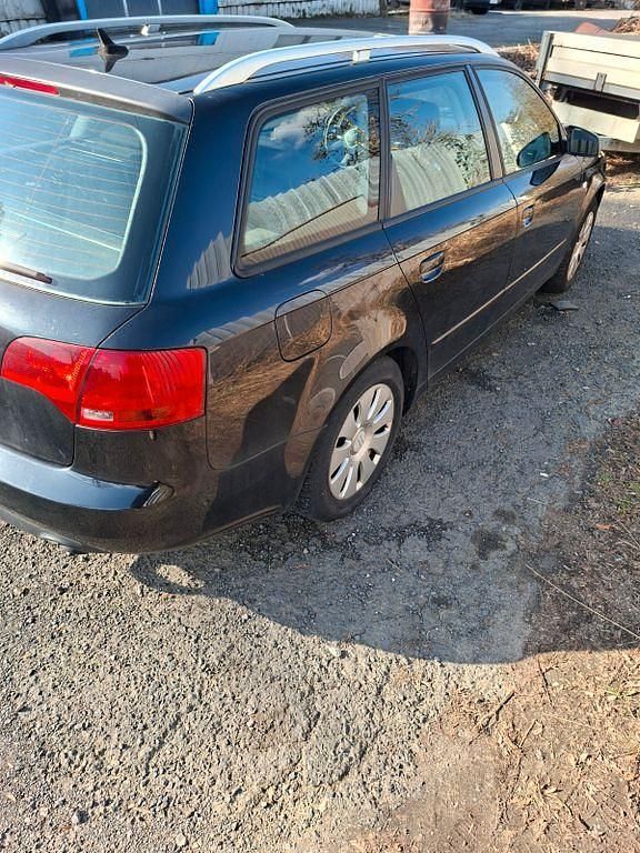 Gebraucht Audi A4 163 PS (119 kW) 2004 Schwarz Kombi