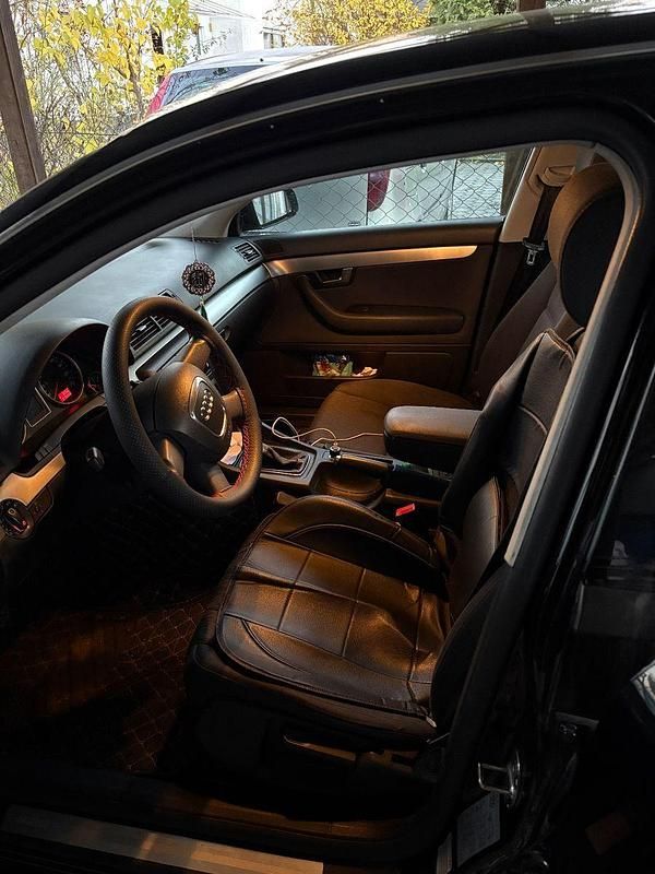 Schwarz Gebraucht 2006 Audi A4 Limousine | 2.700 € (Guter Preis) - Bild 1/4