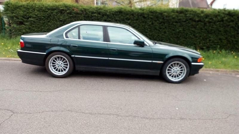 Gebraucht BMW 740 286 PS (210 kW) 1997 Grün Limousine